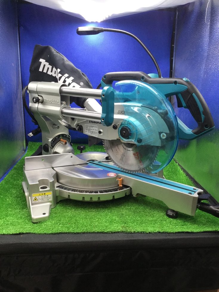 お1人様1点限り】 マキタ スライド丸のこ 190mm アルミベース LS0717FL - 工具/メンテナンス