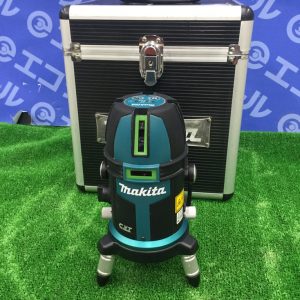 Makita/ﾏｷﾀ ｸﾞﾘｰﾝﾚｰｻﾞｰ墨出し機SK505GDを愛知県知立市在住のお客様より 
