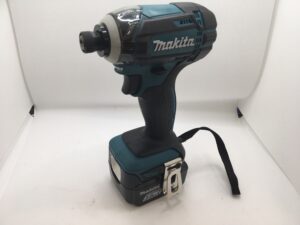 Makita/マキタ 14.4v 充電式インパクトドライバ TD138DRFXを愛知県 ...