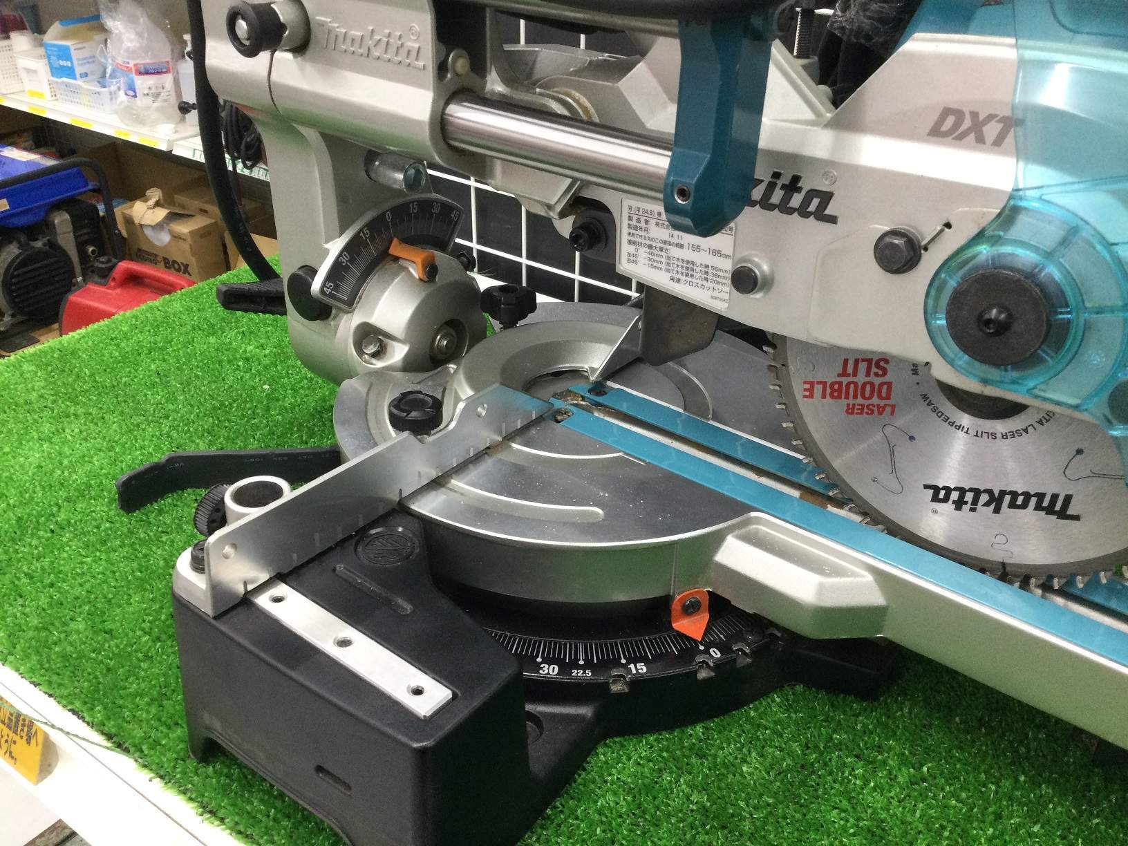 【エコツール豊田インター店】マキタ(makita) 165mmスライドマルノコ 樹脂ベース仕様 LS0612F　【愛知県/豊田インター店/工具】 エコツール豊田インター店】マキタ(makita) 165mmスライドマルノコ