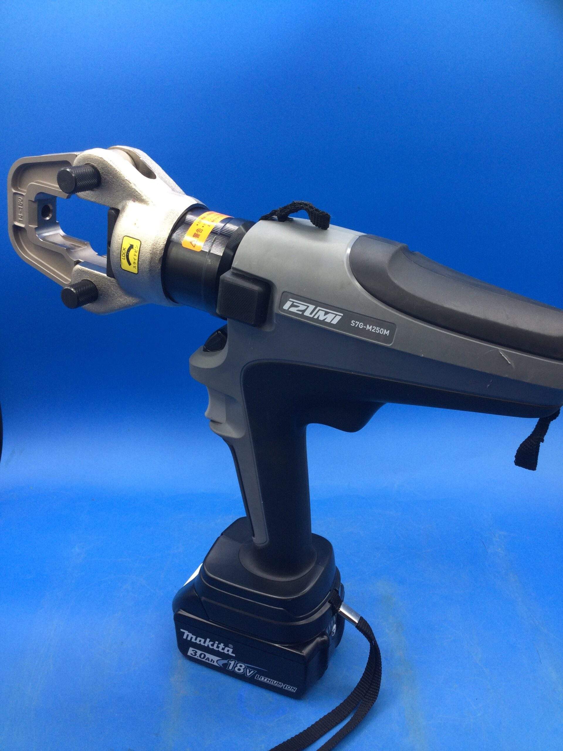 泉精機 泉精器 IZUMI 油圧ヘッド分離式多機能工具 P-200M 泉精器
