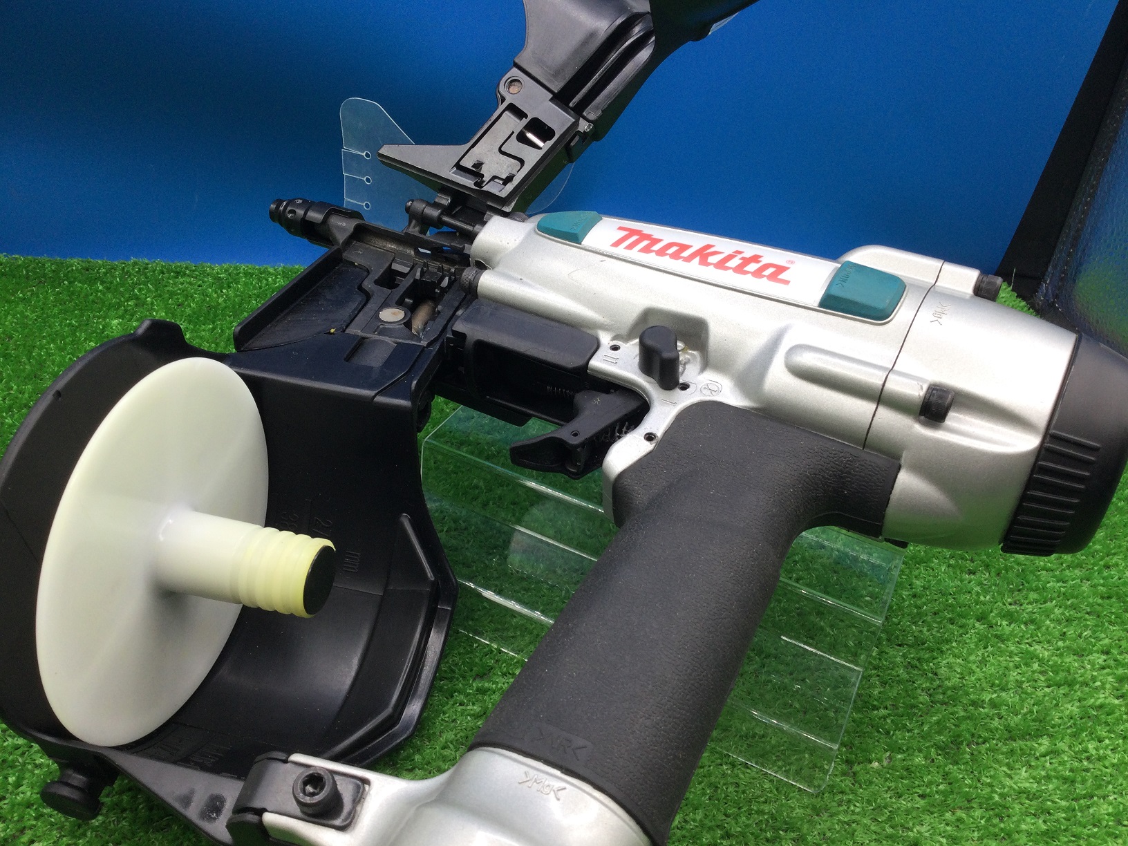 中古】makita マキタ AN504A 常圧釘打ち機 50mm