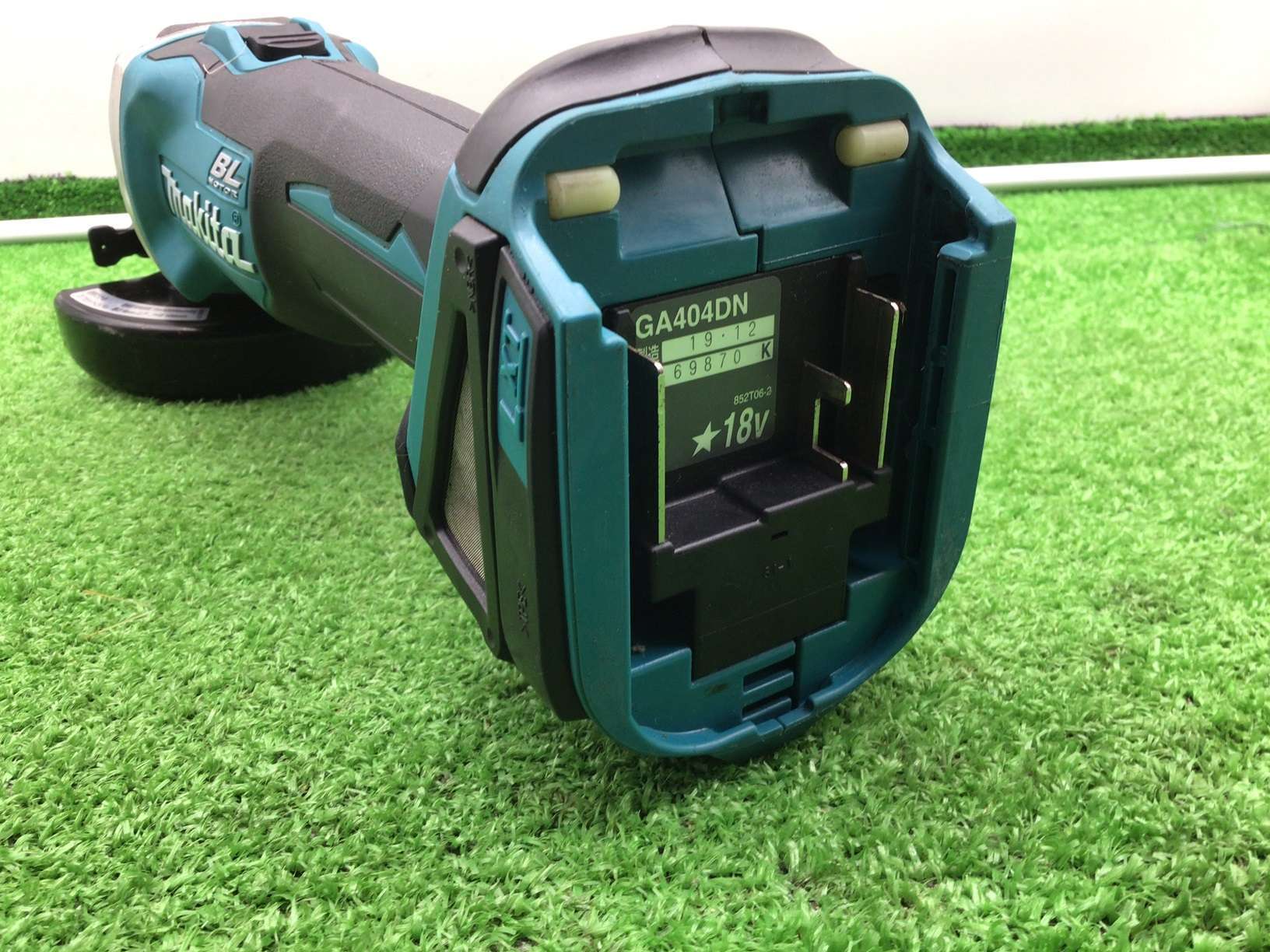 エコツール笠寺店】☆Makita/マキタ 100mm18v充電式ディスク 