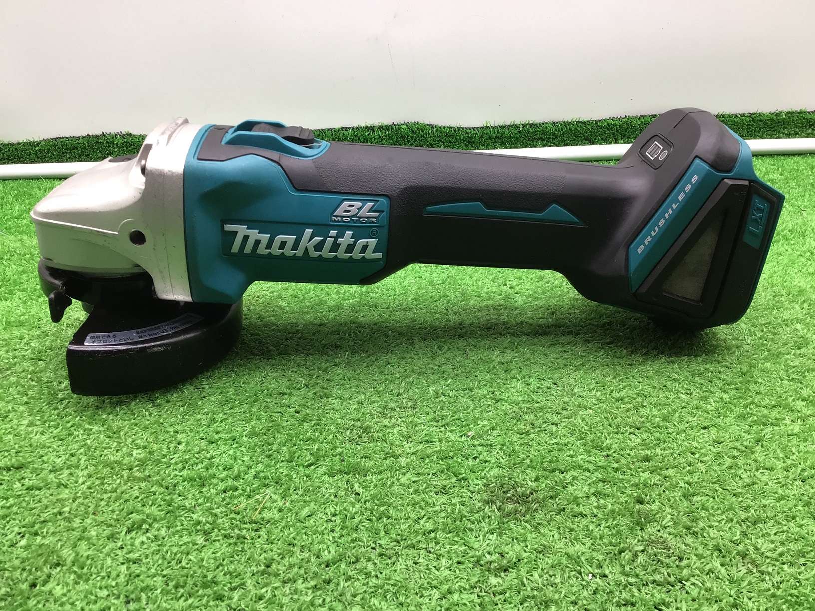 エコツール笠寺店】Makita/マキタ 100mm充電式ディスクグラインダ