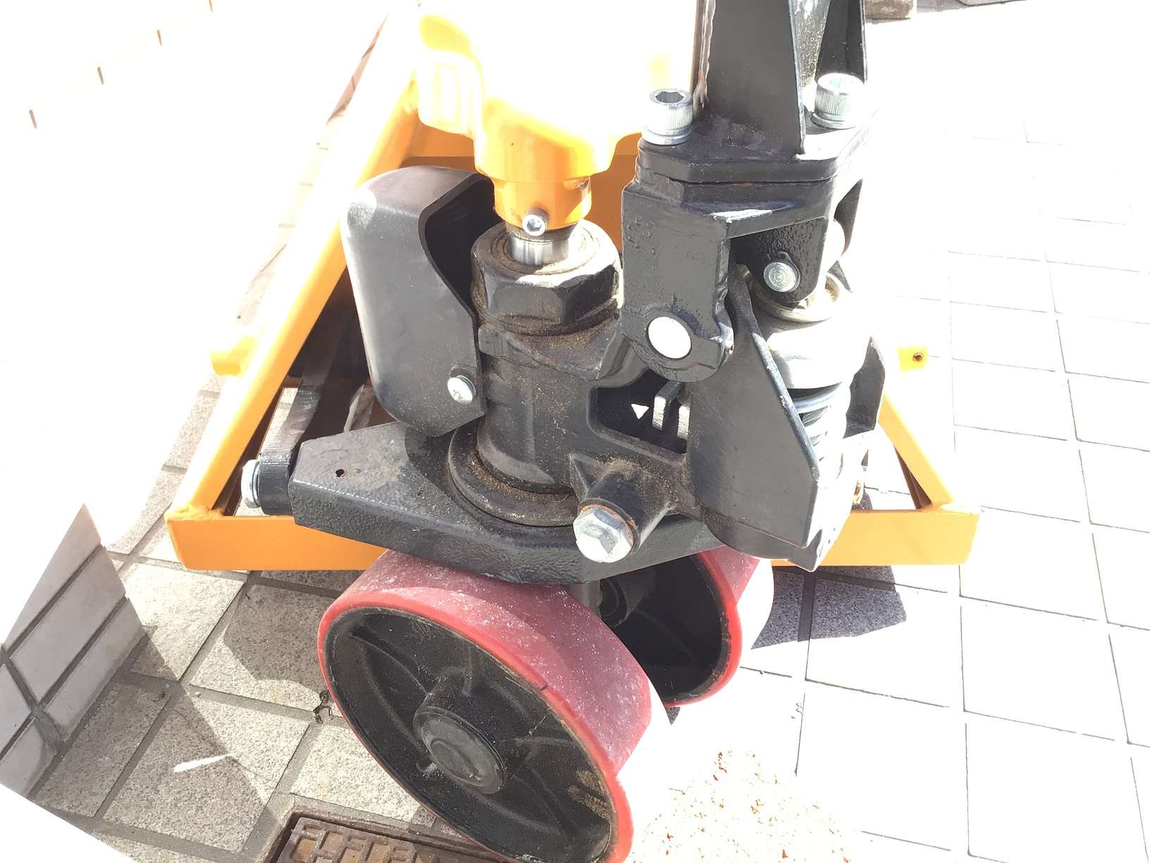 GS ハンドパレットトラック 2000Kgを名古屋市緑区在住のお客様から買取  