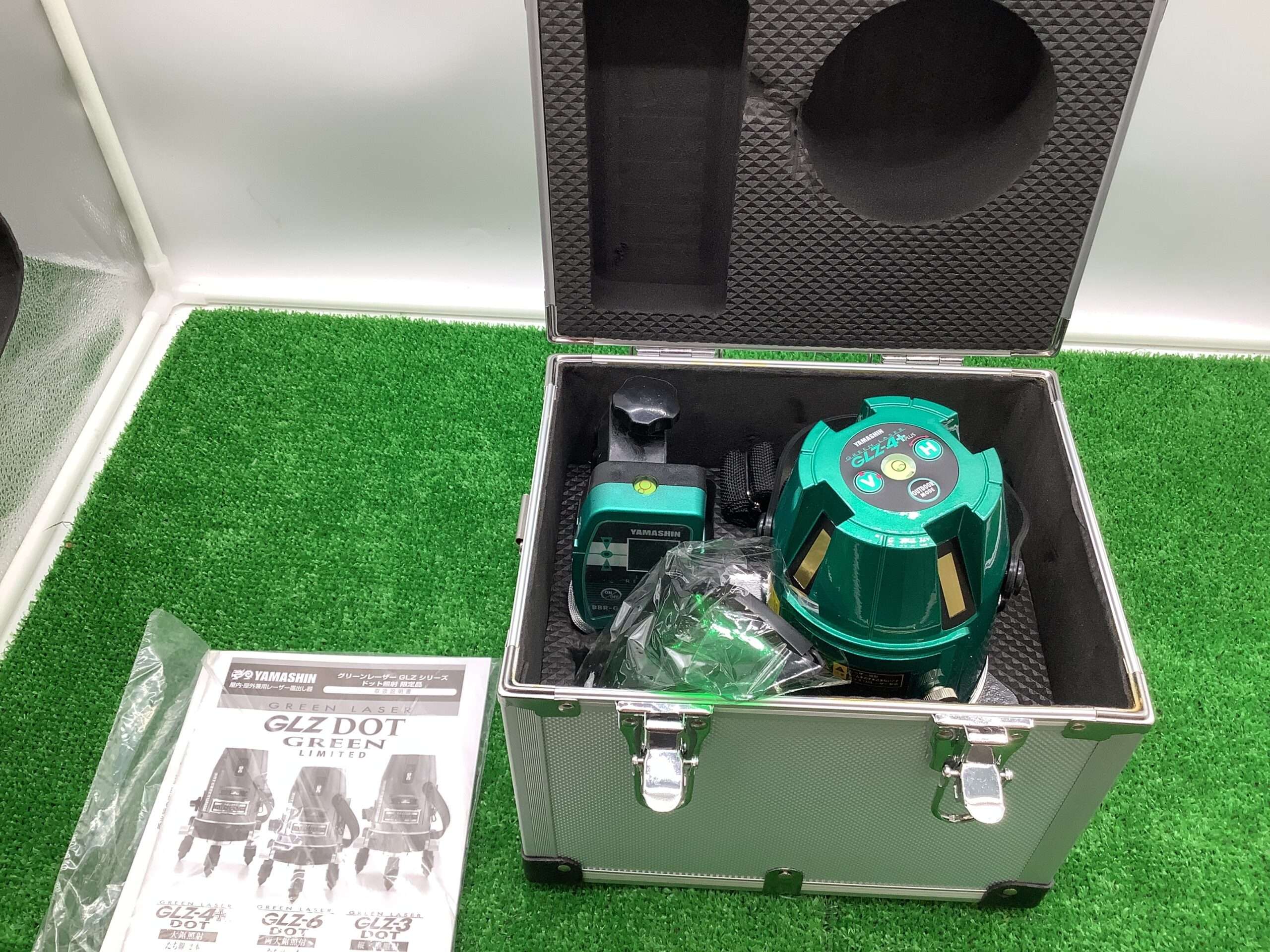 山真 レーザー墨出し器 （山真製鋸/Yamashin Seikyo レーザー墨