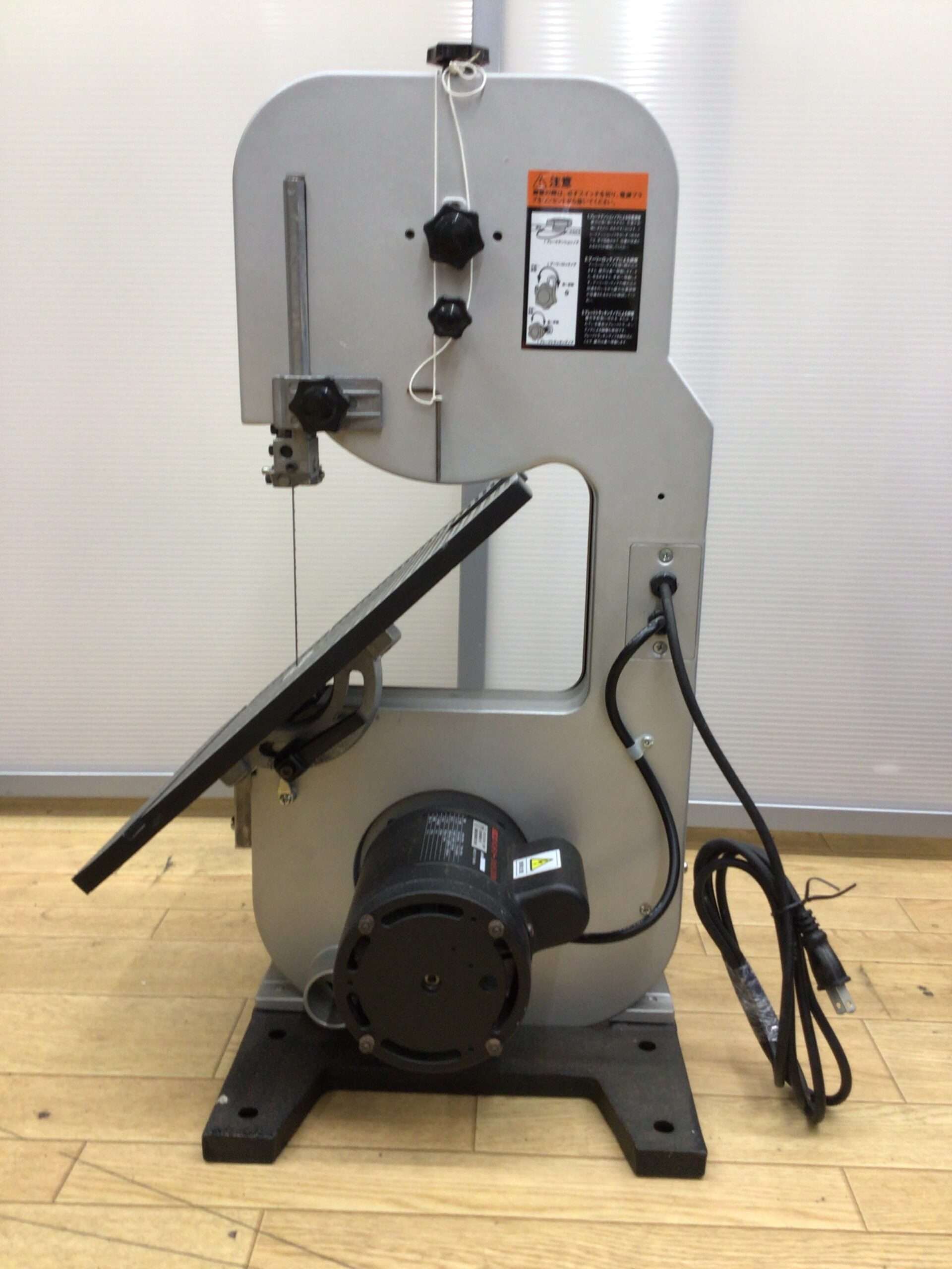 エコツール半田店】SK11/藤原産業 木工用バンドソー SWB-200N【愛知県