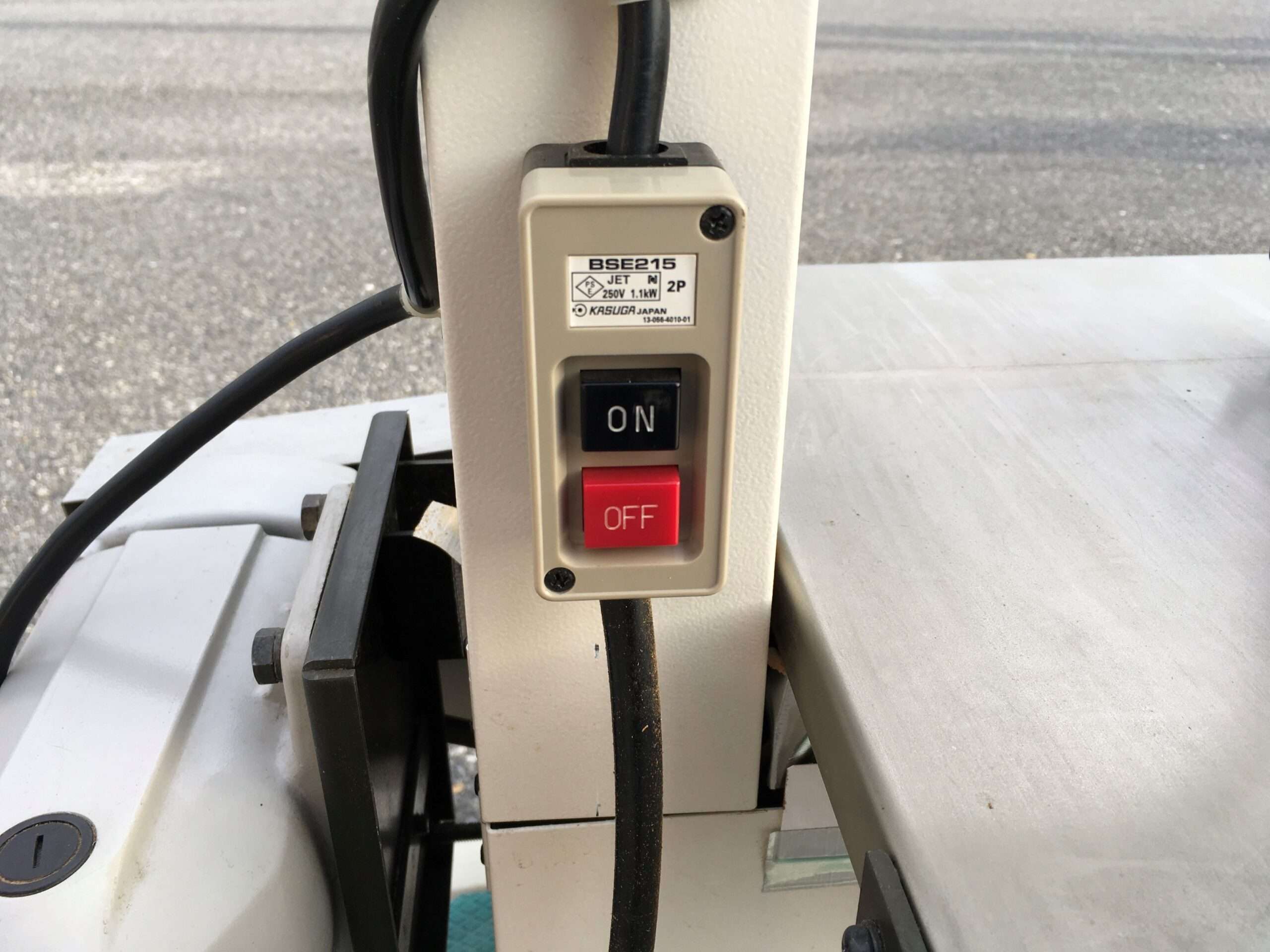 エコツール岡崎インター店 】RYOBI/リョービ 小型バンドソー BS-51N