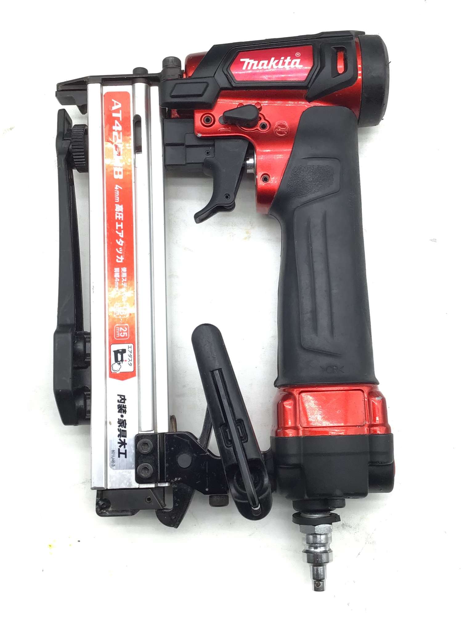 動作確認済み 中古良品 浮い マキタ 4mmエアタッカー AT425AK